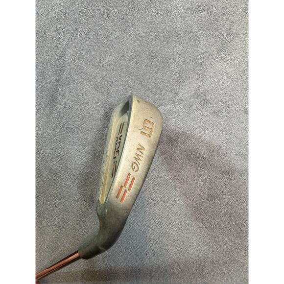 Vintage Wilson Leather Golf Bag with NWG XD 5 Gulf clubs, and a couple extra. - Picture 12 of 16